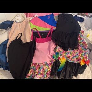 Lot of Size 4/5 Dance Leos